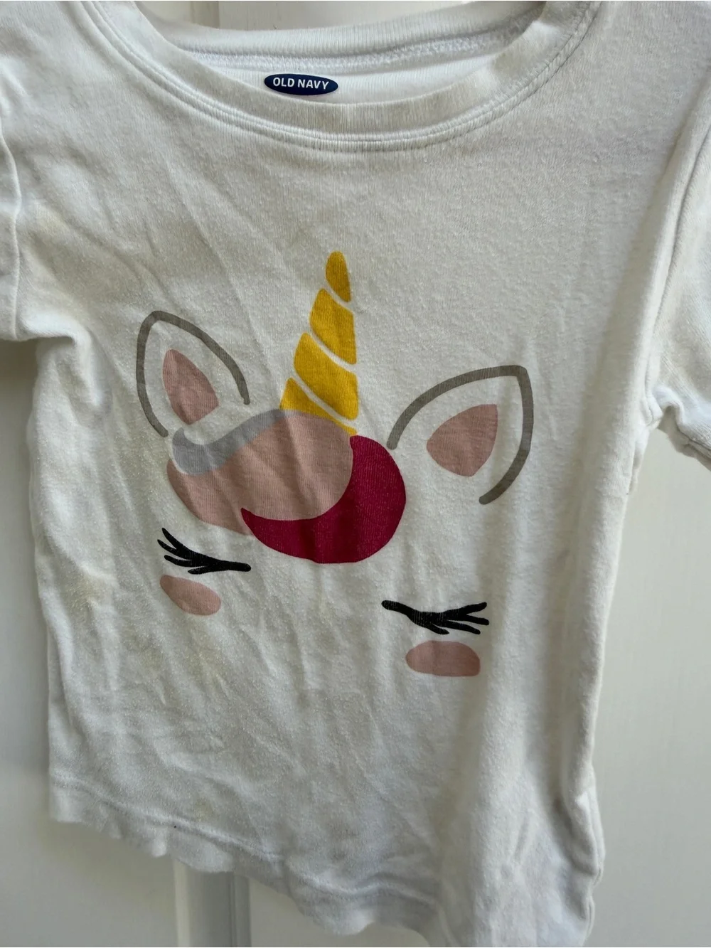 Old Navy 4T White Girls' Unicorn Short Sleeve Shirt Top Blouse- Stains
